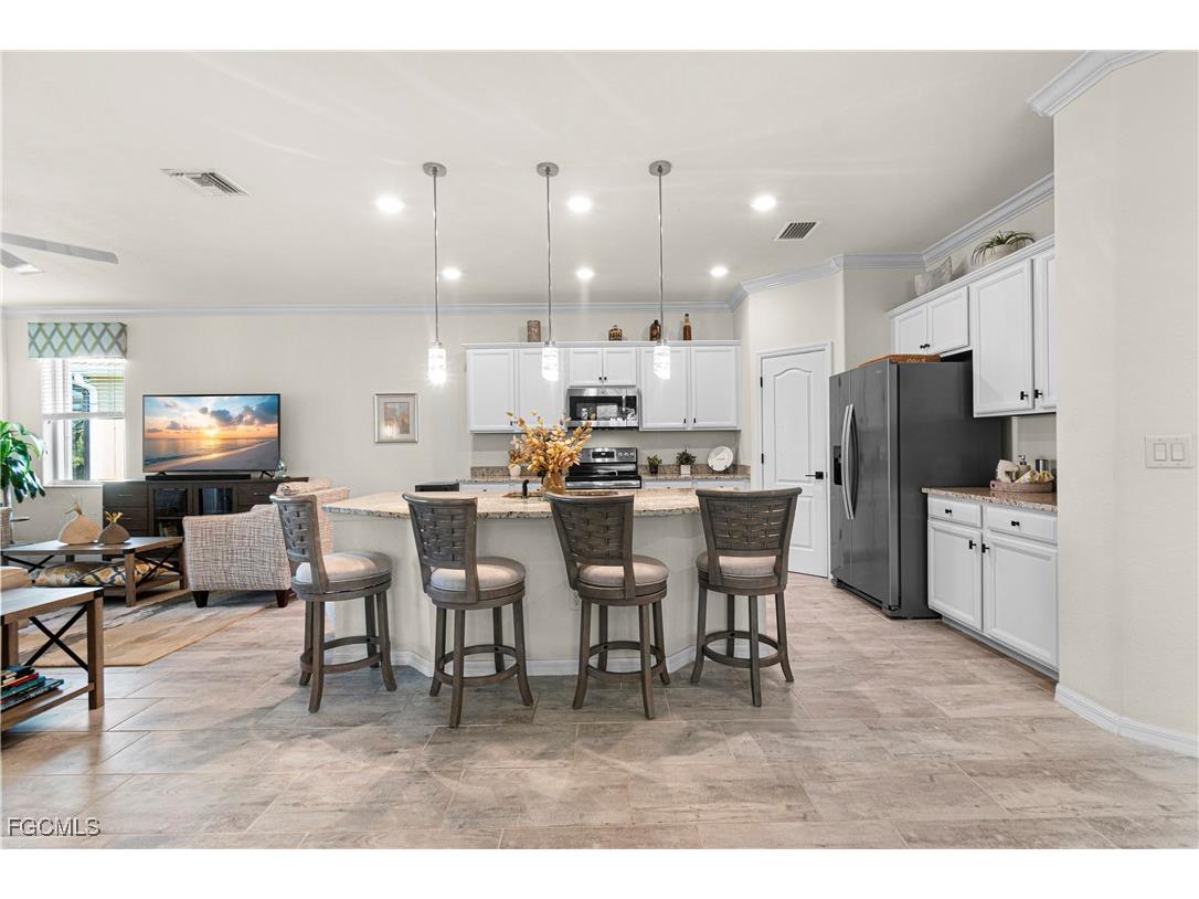 10369 Prato Drive Fort Myers FL 33913 2025020747 image19