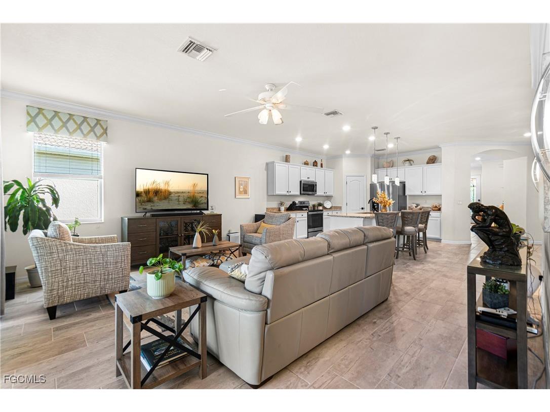 10369 Prato Drive Fort Myers FL 33913 2025020747 image26