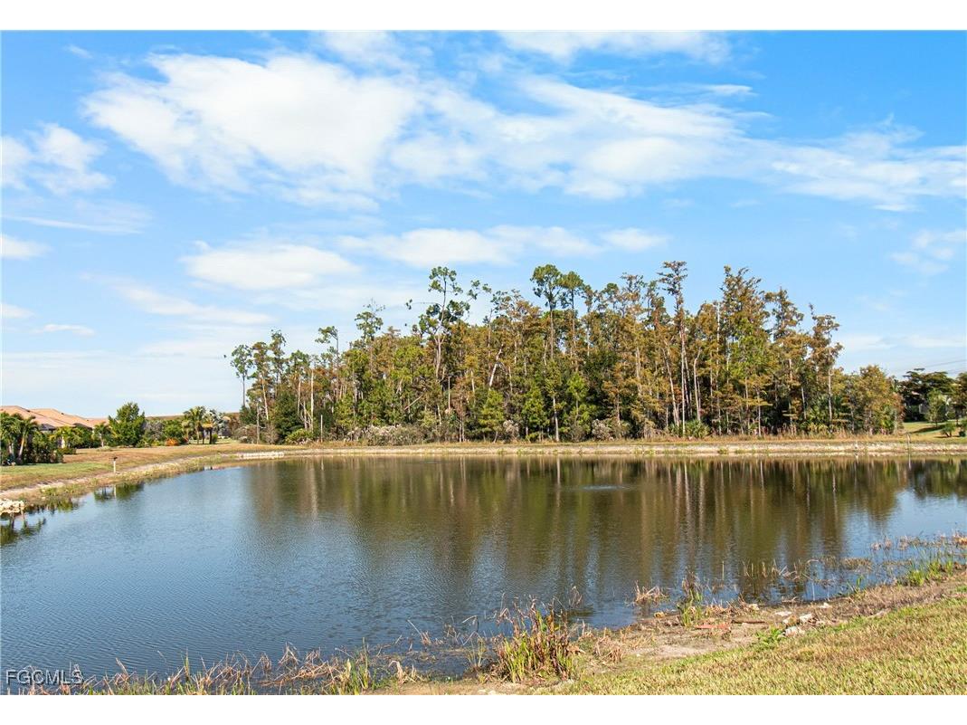 10369 Prato Drive Fort Myers FL 33913 2025020747 image5