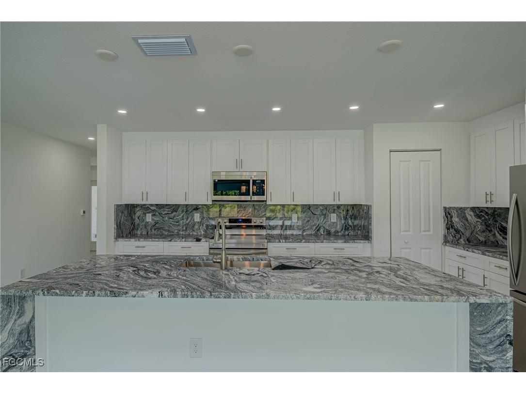 1037 Cheney Avenue S Lehigh Acres FL 33974 2025005708 image10