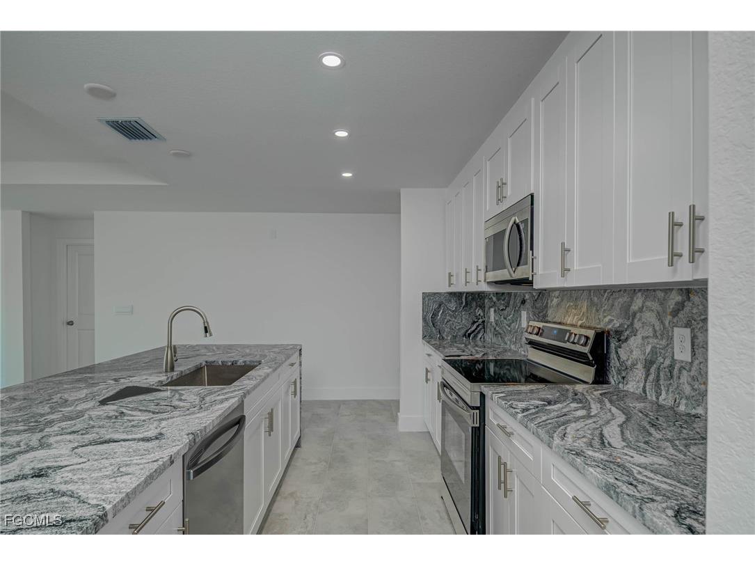 1037 Cheney Avenue S Lehigh Acres FL 33974 2025005708 image12