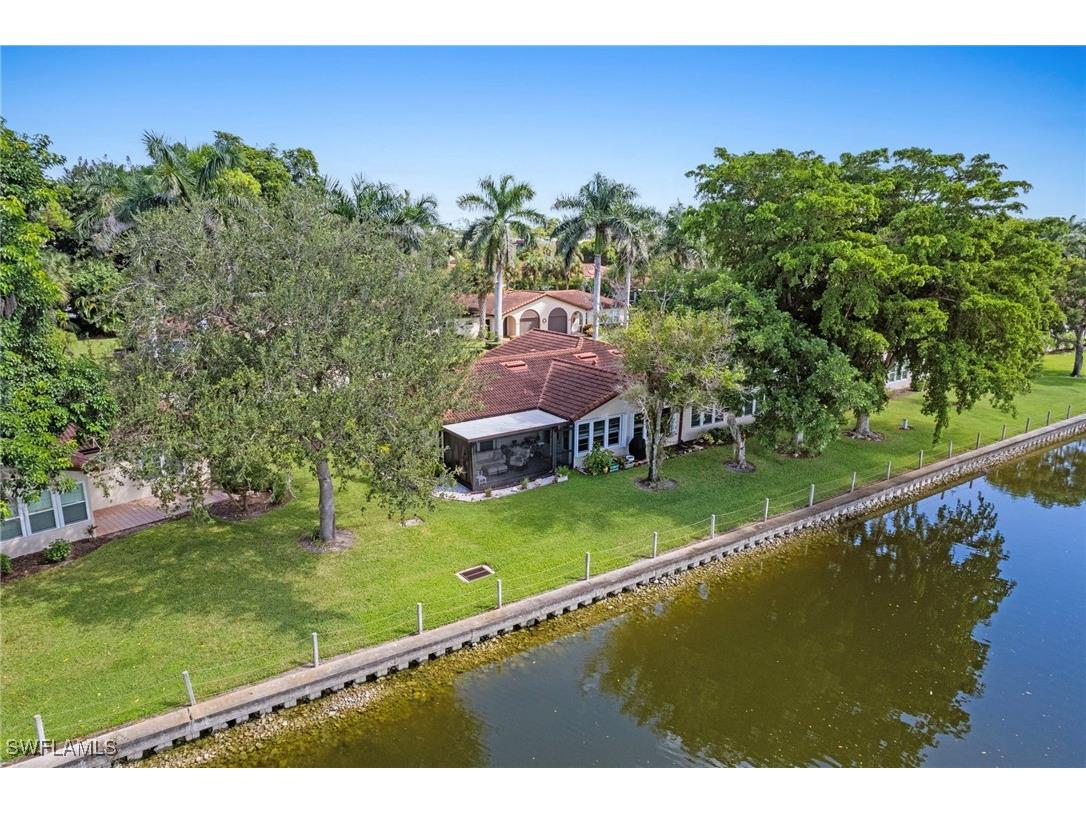 1037 Forest Lakes Drive #8D Naples FL 34105 225074736 image37