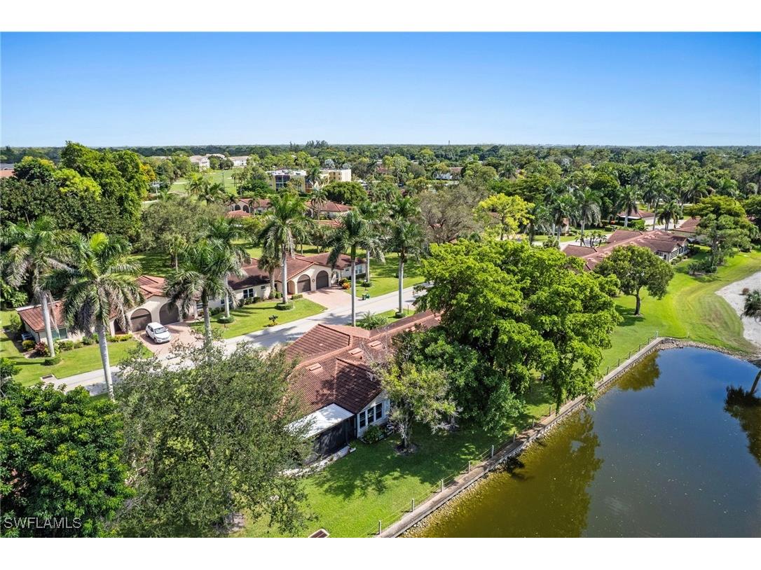 1037 Forest Lakes Drive #8D Naples FL 34105 225074736 image40