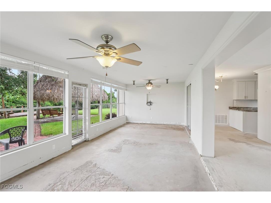 1037 Ione Drive Fort Myers FL 33919 2025011037 image10