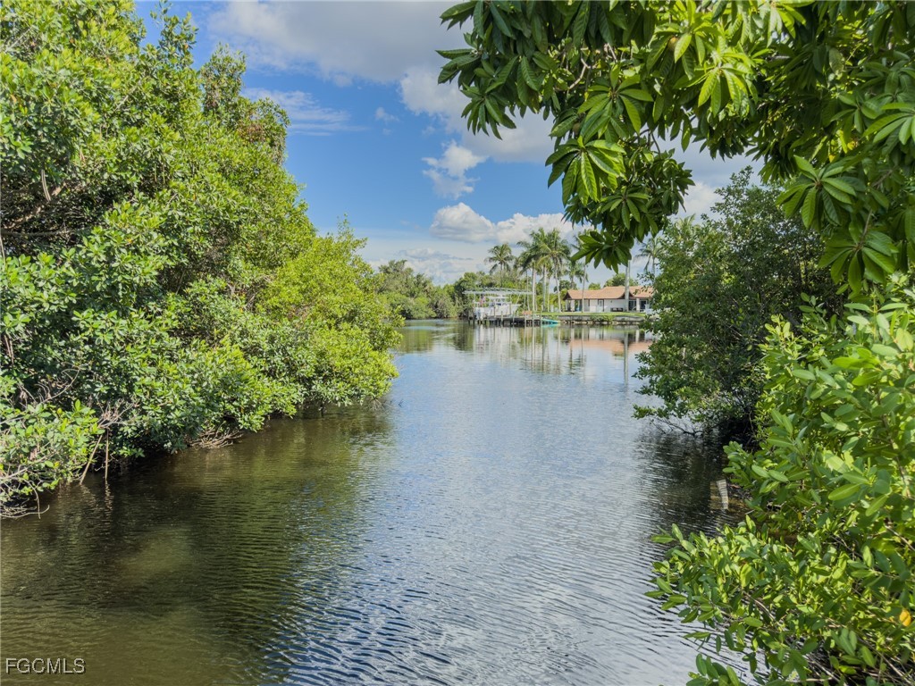 1037 Ione Drive Fort Myers FL 33919 2025011037 image12
