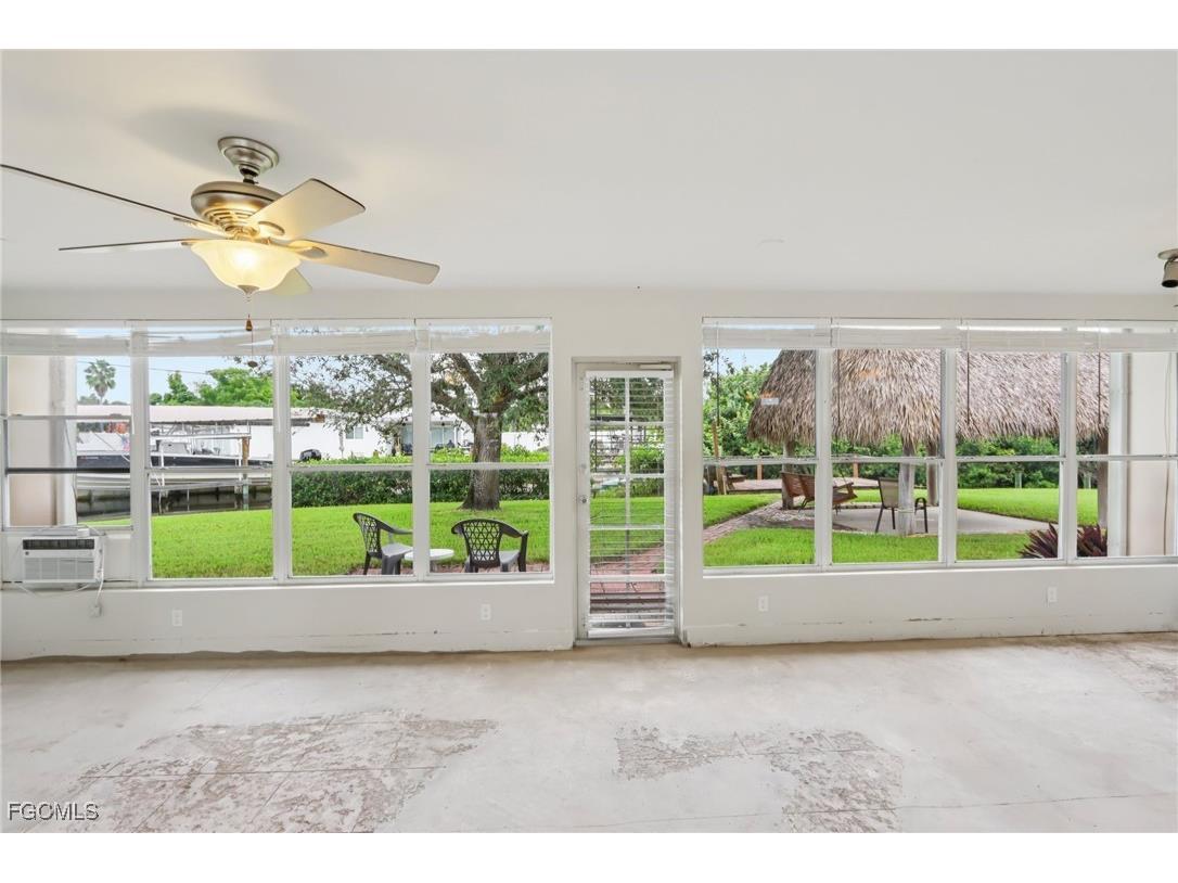 1037 Ione Drive Fort Myers FL 33919 2025011037 image17