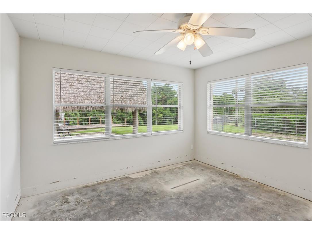 1037 Ione Drive Fort Myers FL 33919 2025011037 image26