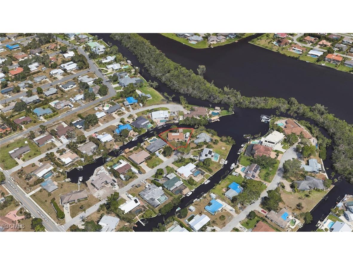 1037 Ione Drive Fort Myers FL 33919 2025011037 image37