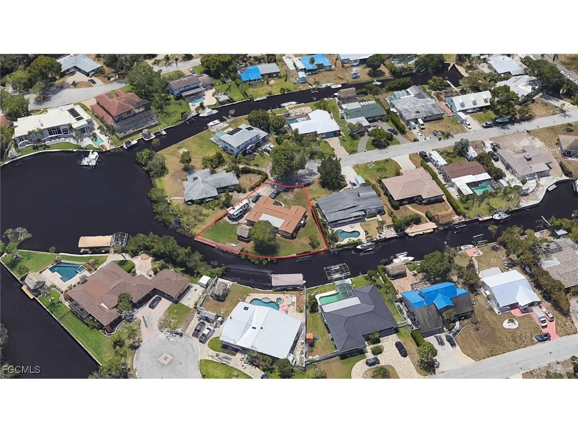 1037 Ione Drive Fort Myers FL 33919 2025011037 image39