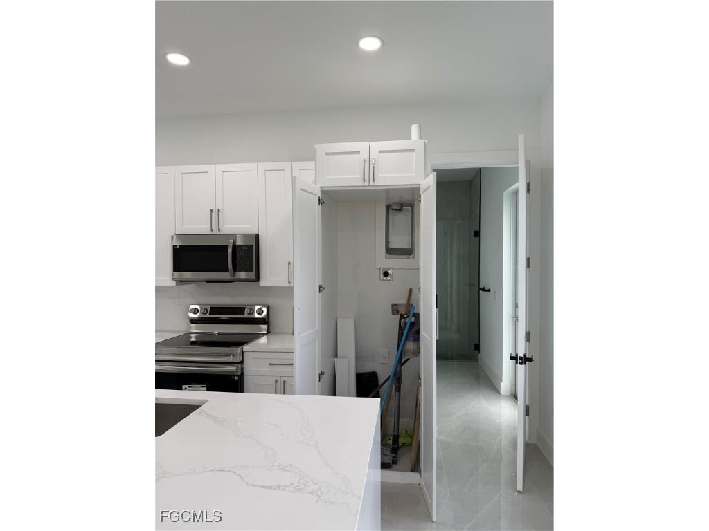 1037 Macy Street E Lehigh Acres FL 33974 2025008206 image3