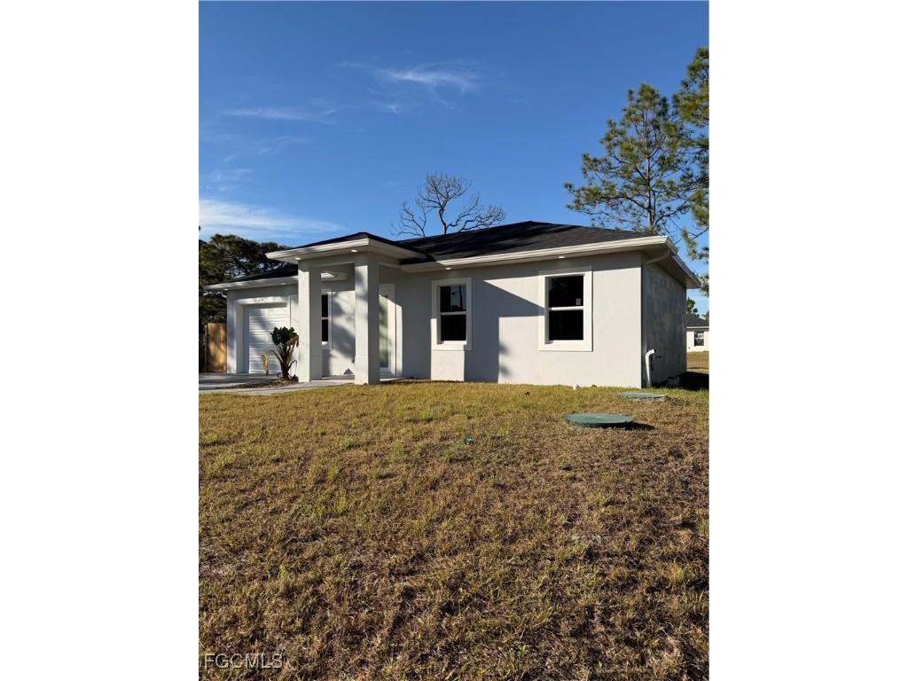 1037 Macy Street E Lehigh Acres FL 33974 2026005076 image2