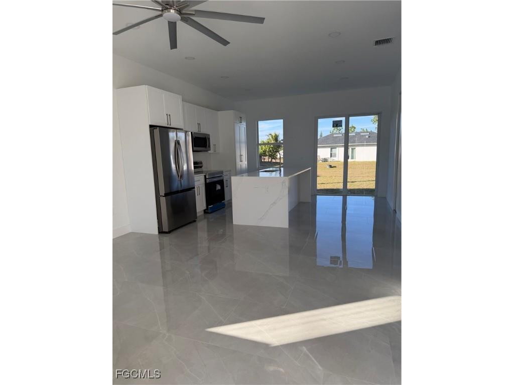 1037 Macy Street E Lehigh Acres FL 33974 2026005076 image4