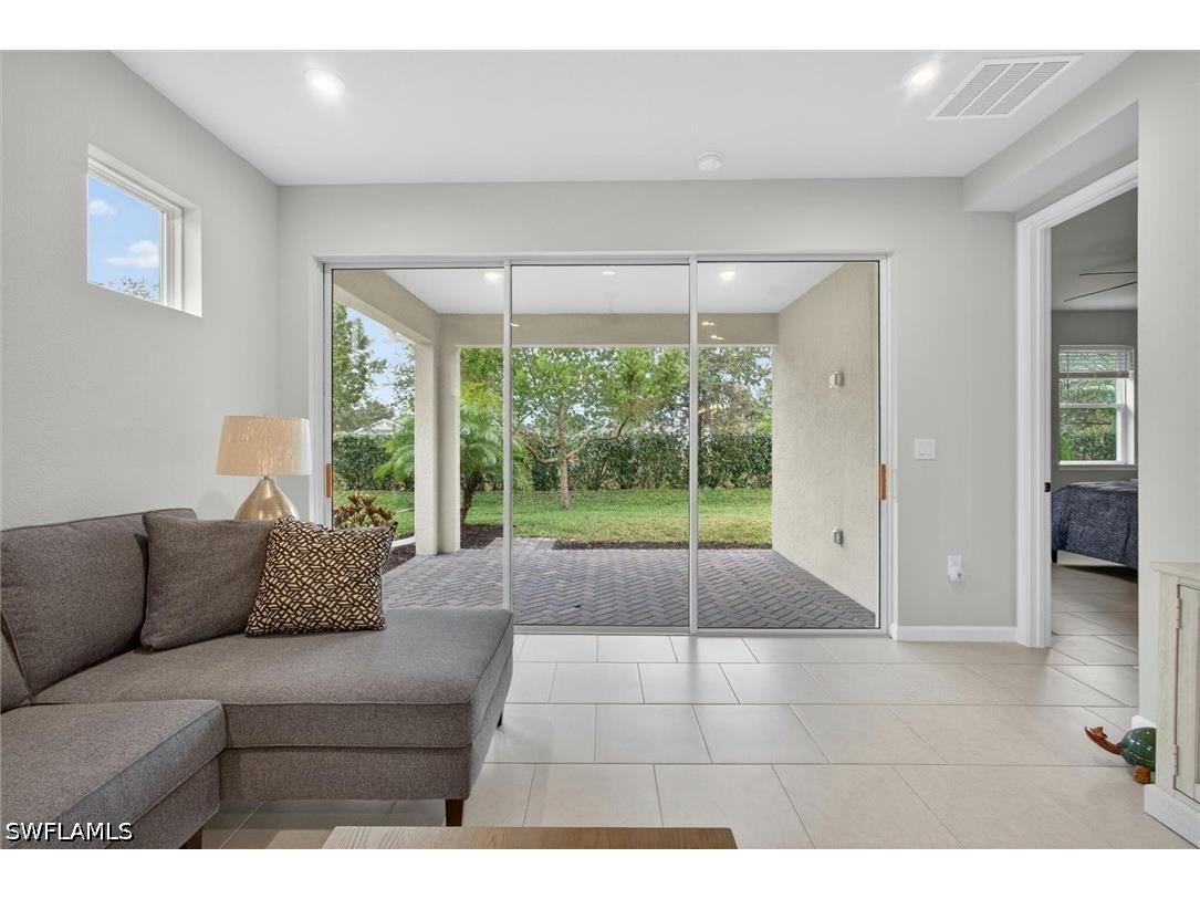 10371 Bonavie Cove Drive Fort Myers FL 33966 226014307 image10