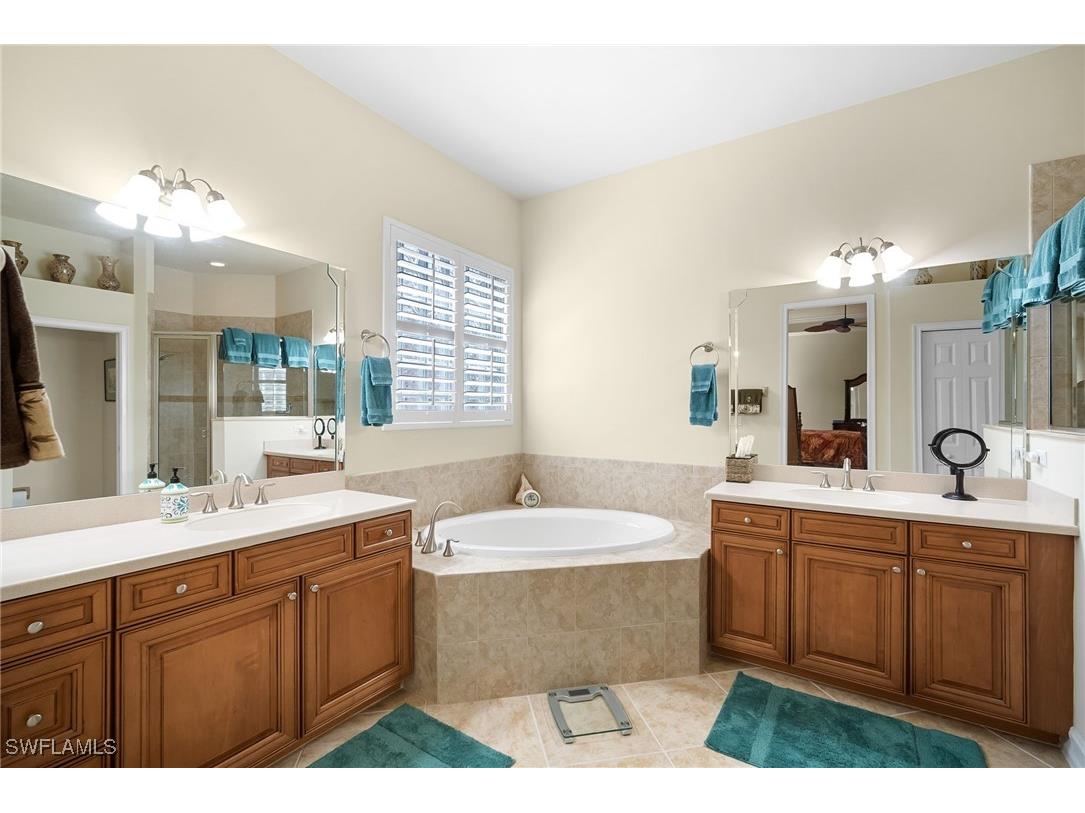 10373 Heritage Bay Boulevard Naples FL 34120 225075993 image24