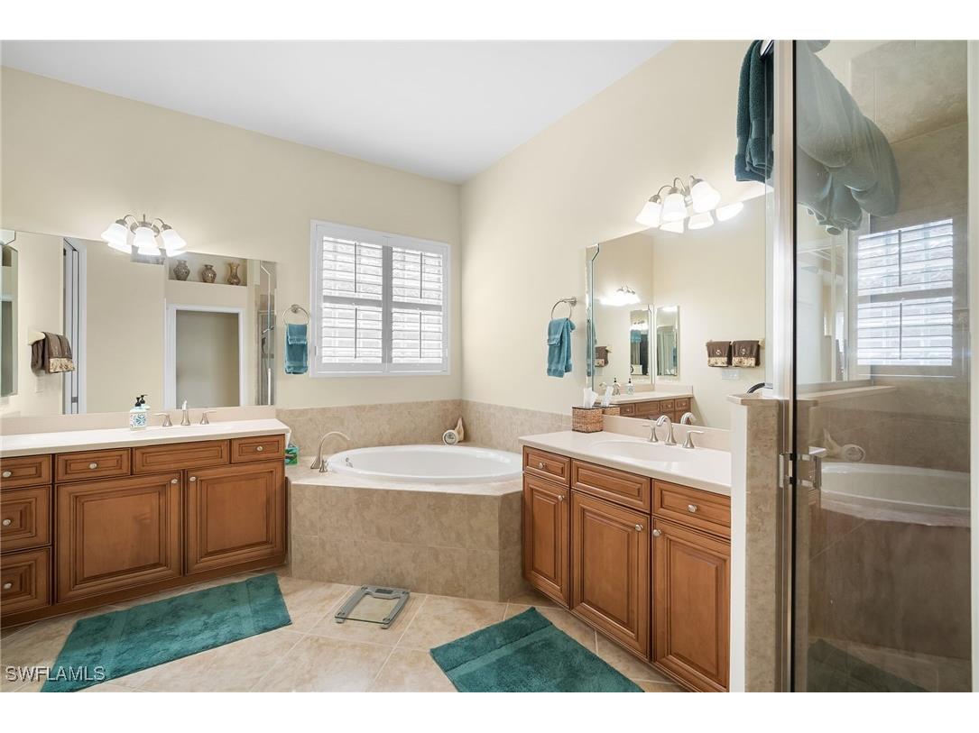 10373 Heritage Bay Boulevard Naples FL 34120 225075993 image25