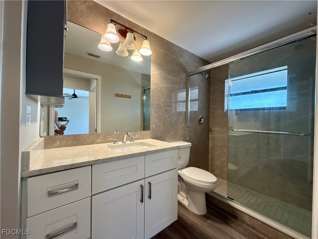 1038 NE Van Loon Terrace Cape Coral FL 33909 2025023668 image15