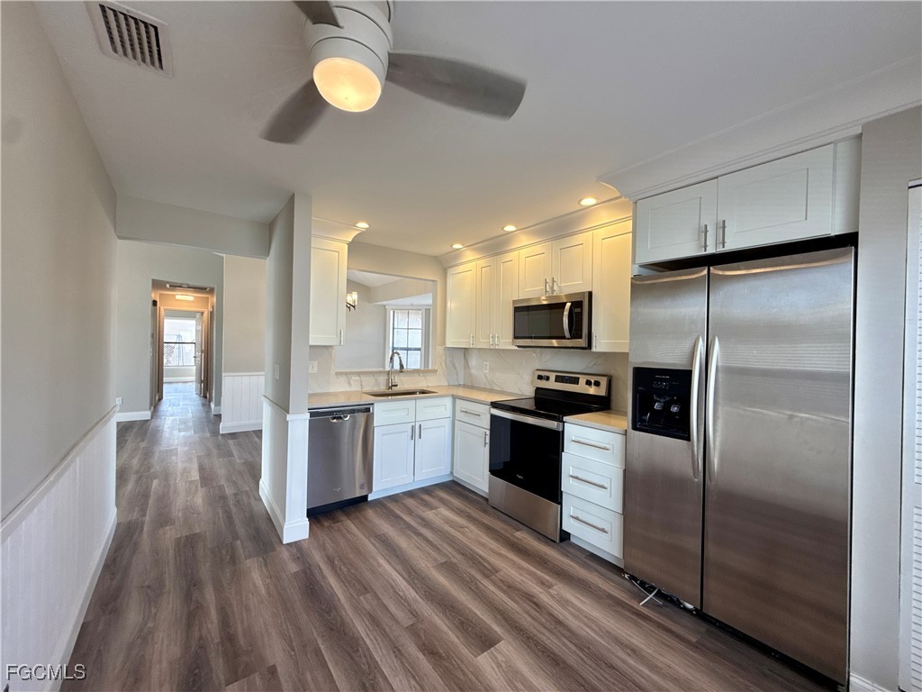 1038 NE Van Loon Terrace Cape Coral FL 33909 2025023668 image2