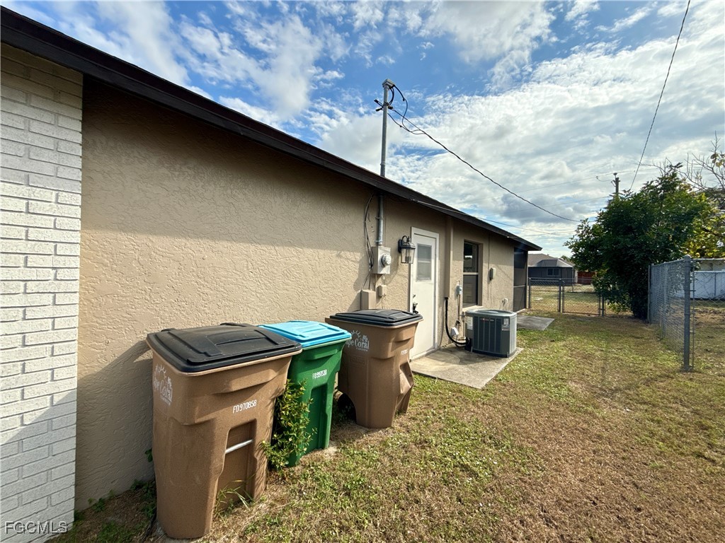 1038 NE Van Loon Terrace Cape Coral FL 33909 2025023668 image29