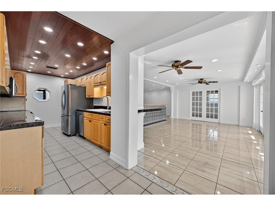 1038 SE 30th Street Cape Coral FL 33904 2025022718 image20