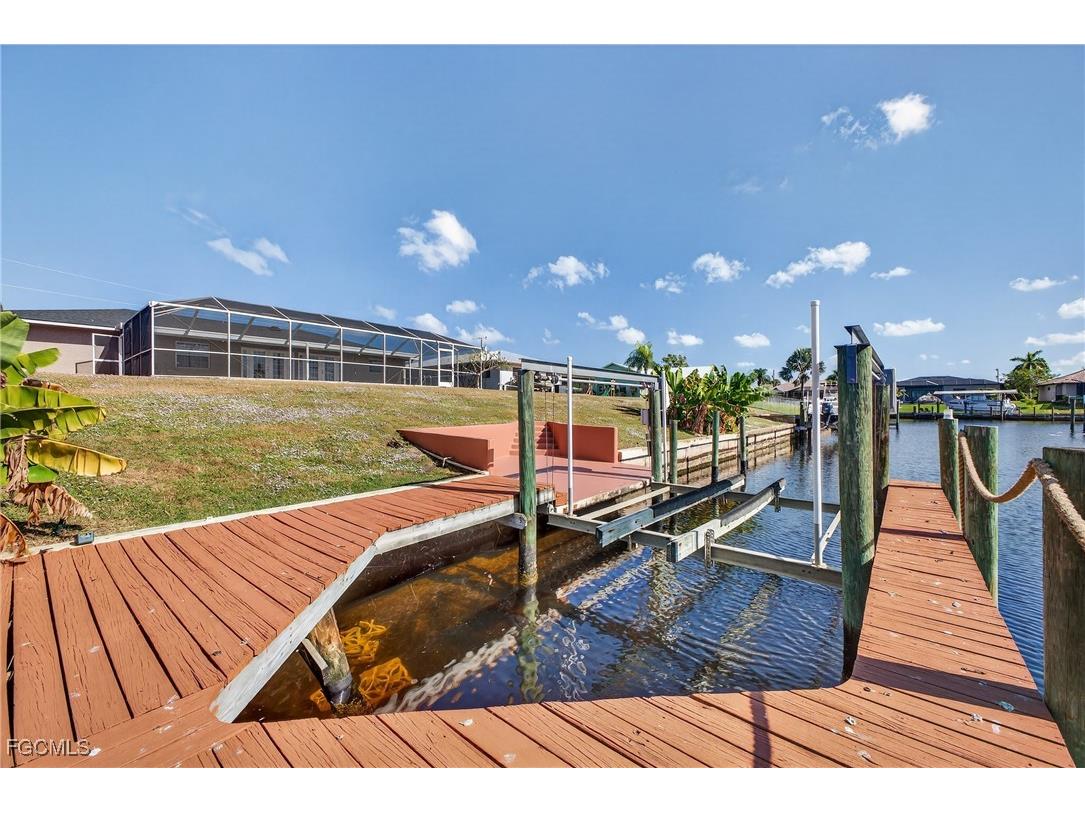 1038 SE 30th Street Cape Coral FL 33904 2025022718 image39