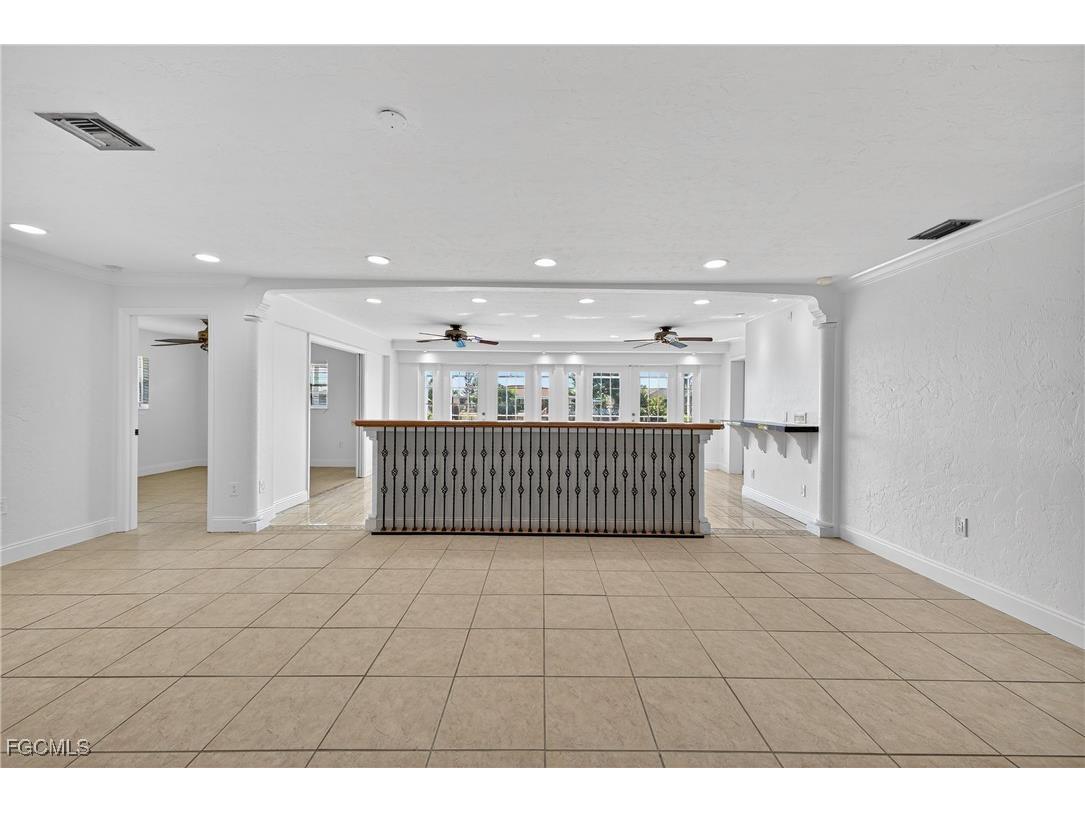 1038 SE 30th Street Cape Coral FL 33904 2025022718 image8