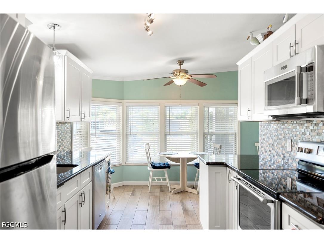 10381 Wales Loop Bonita Springs FL 34135 2026019541 image1