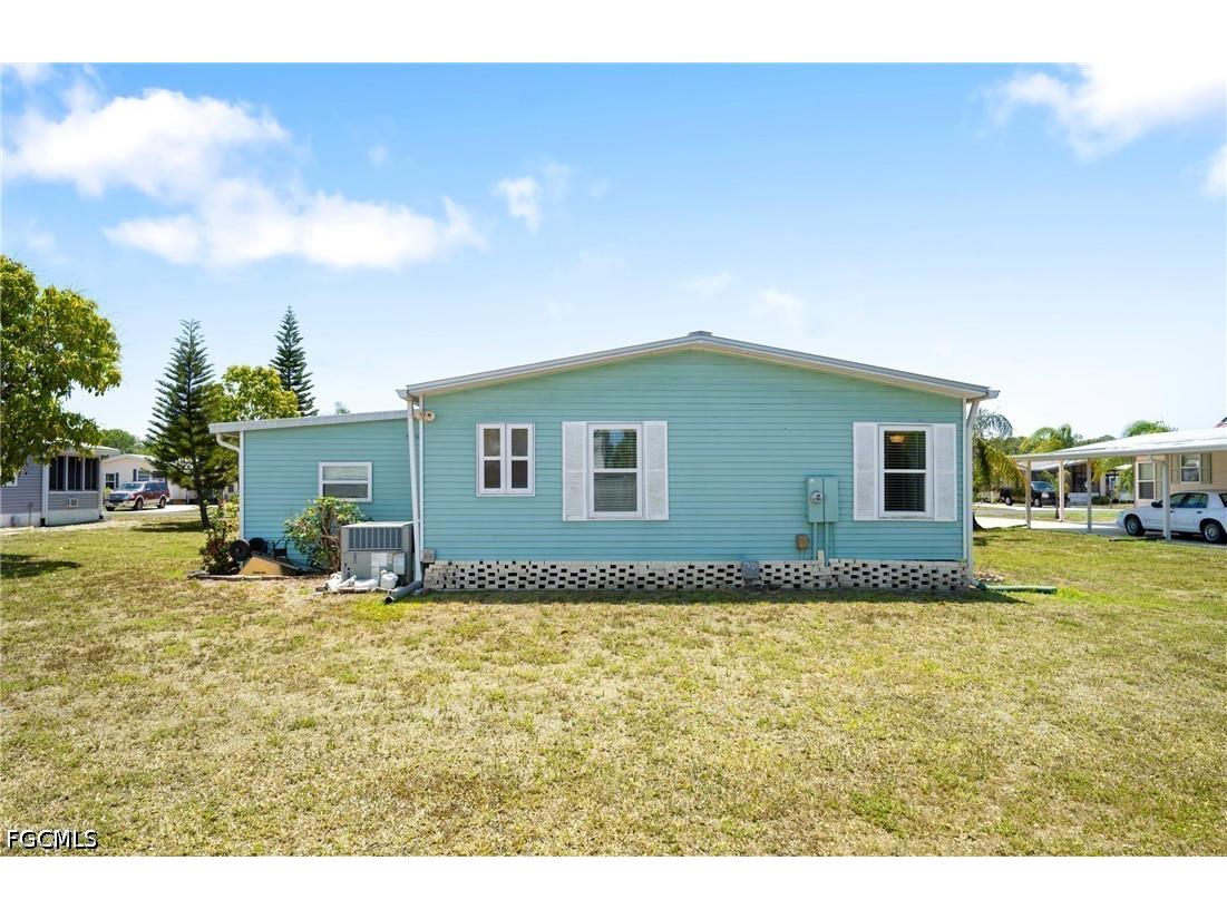 10381 Wales Loop Bonita Springs FL 34135 2026019541 image25