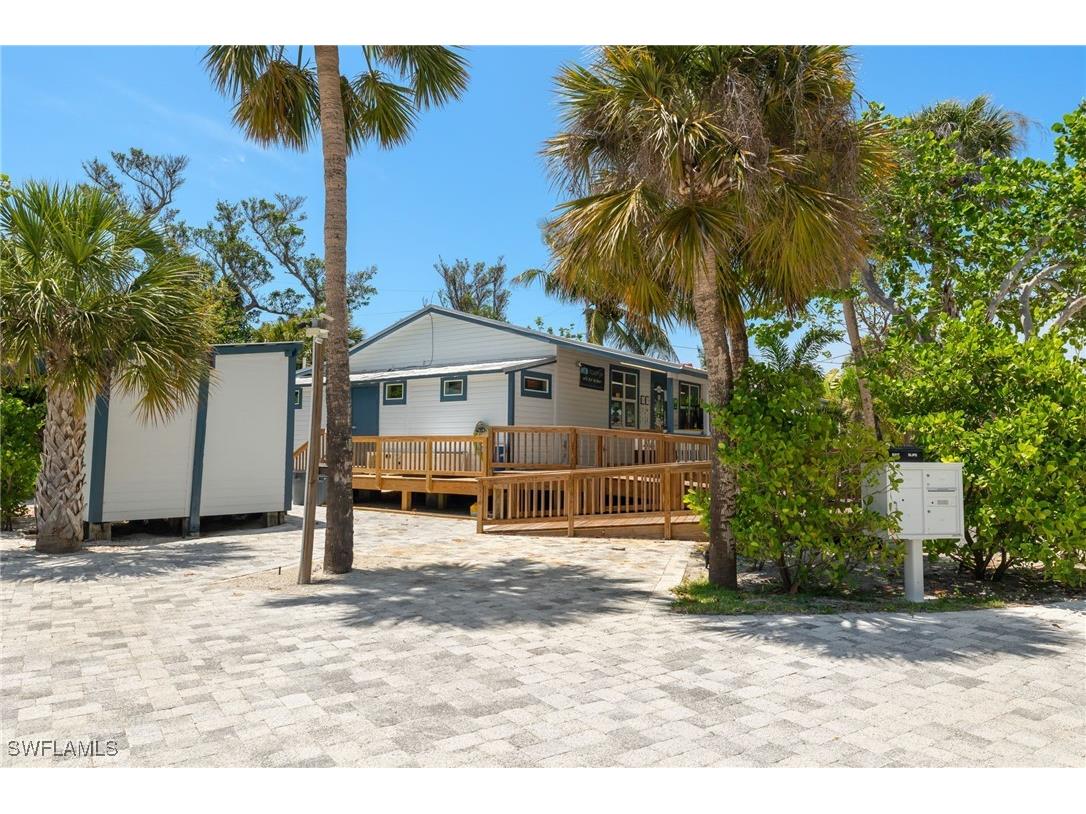 1039 & 1041 Periwinkle Way Sanibel FL 33957 225043990 image16