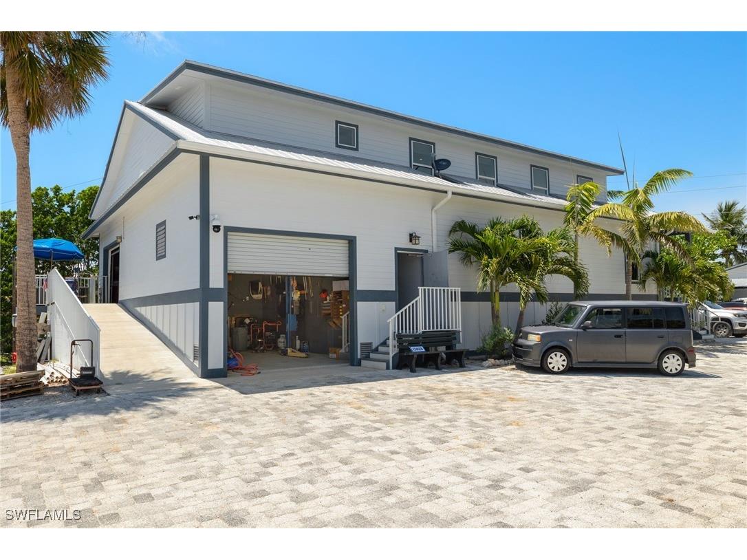 1039 & 1041 Periwinkle Way Sanibel FL 33957 225043990 image18