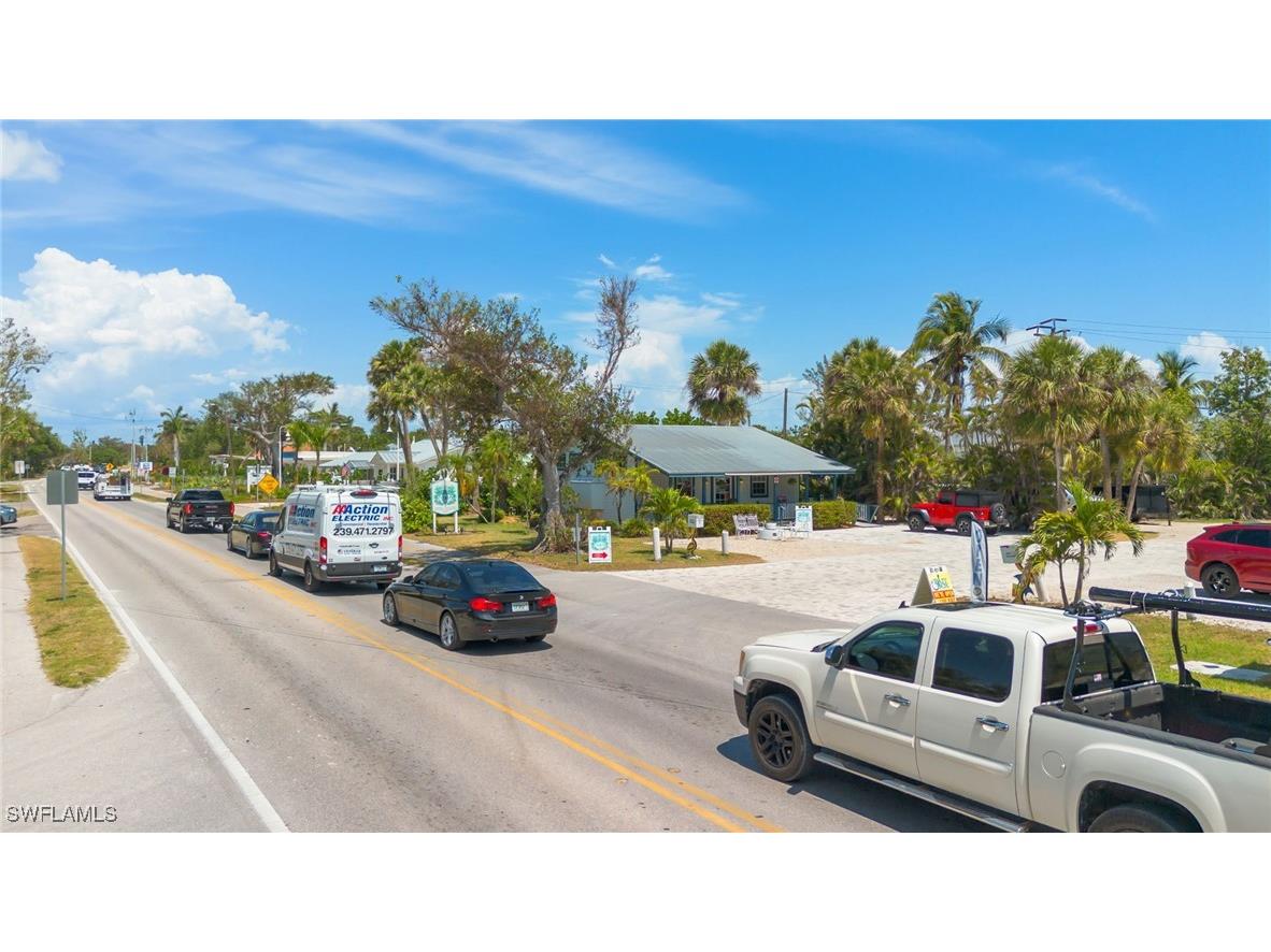 1039 & 1041 Periwinkle Way Sanibel FL 33957 225043990 image24