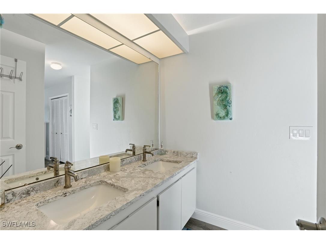 1039 Beach Road #101 Sanibel FL 33957 225083955 image22