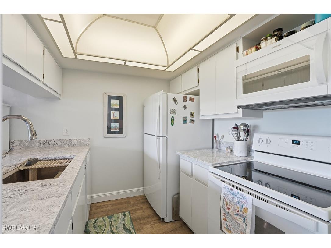 1039 Beach Road #101 Sanibel FL 33957 225083955 image9