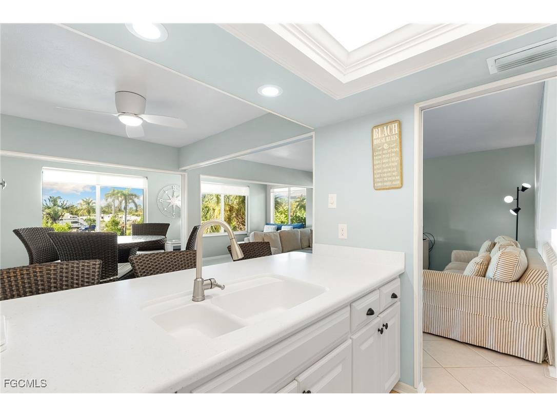1039 Beach Road #104 Sanibel FL 33957 2025010947 image12
