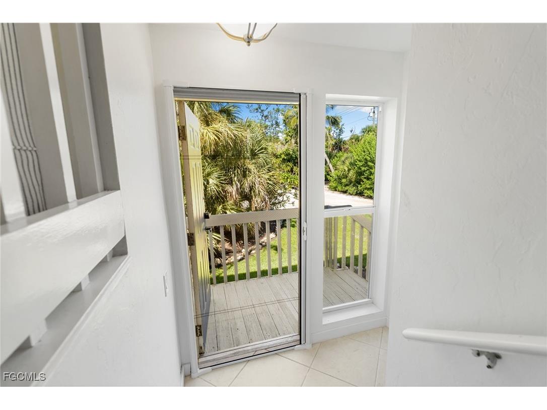 1039 Beach Road #104 Sanibel FL 33957 2025010947 image27