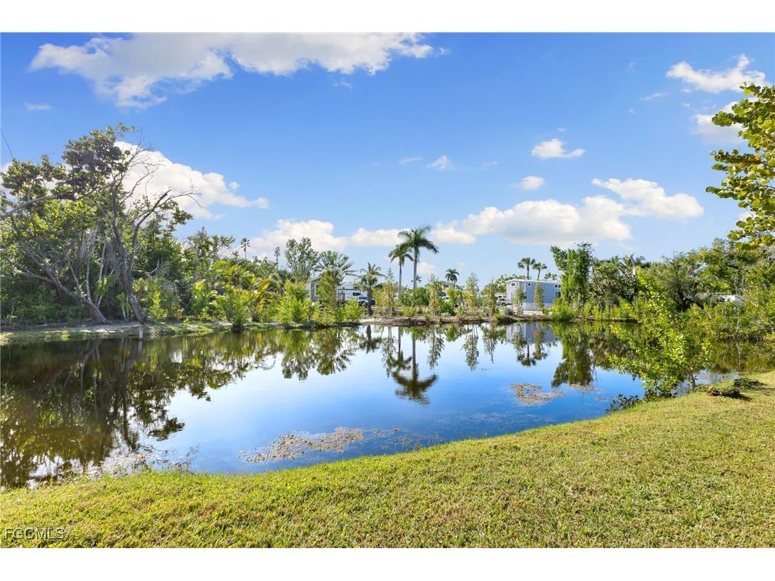 1039 Beach Road #104 Sanibel FL 33957 2025010947 image36