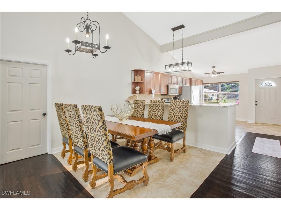 1039 Cardinal Street Naples FL 34104 224084861 image11