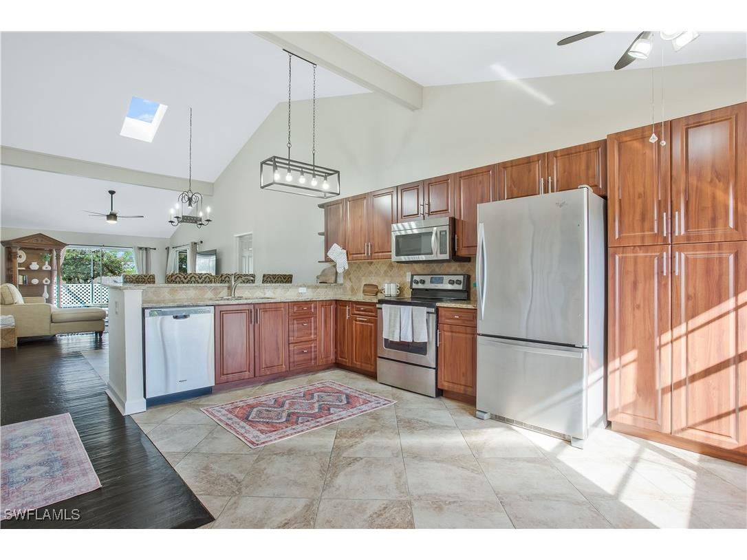 1039 Cardinal Street Naples FL 34104 224084861 image13