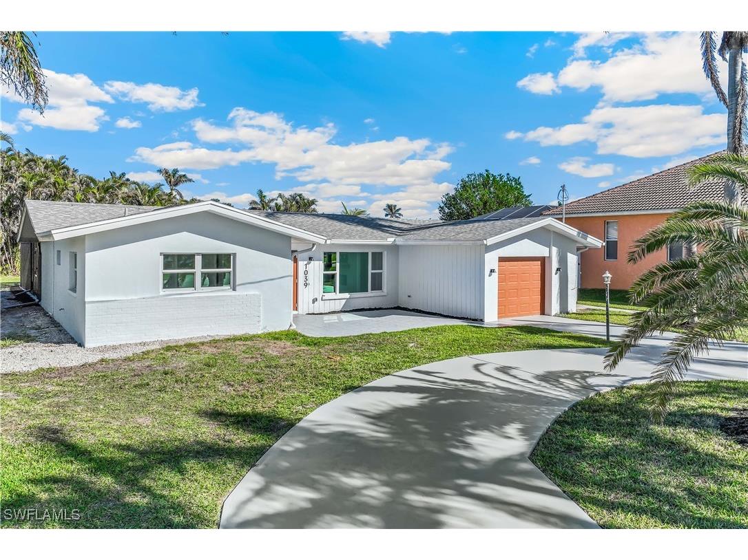 1039 Dolphin Drive Cape Coral FL 33904 224103796 image1