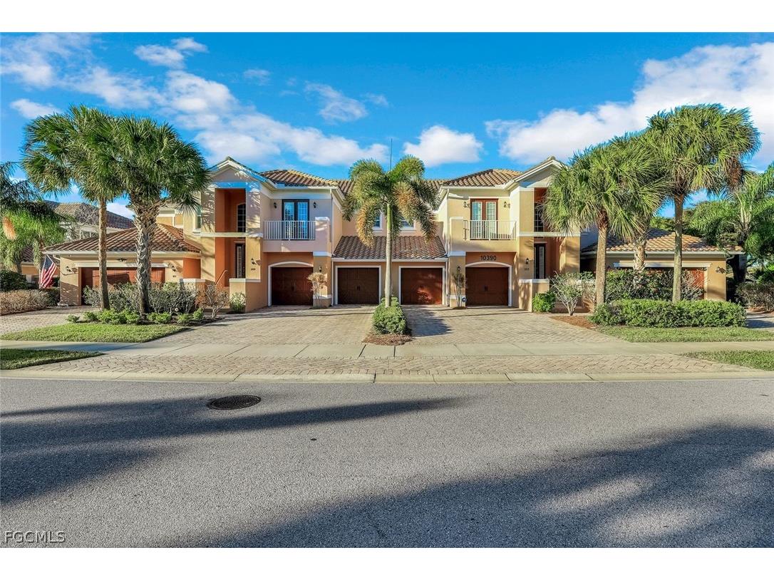 10390 Glastonbury Circle #102 Fort Myers FL 33913 2025012298 image1