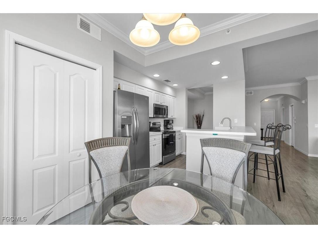 10391 Butterfly Palm Drive #1012 Fort Myers FL 33966 2026002039 image14