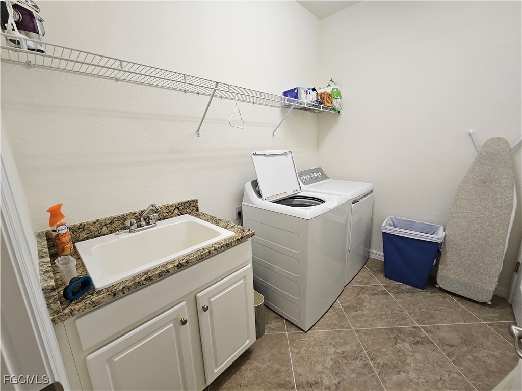 10399 Prato Drive Fort Myers FL 33913 2025019745 image36