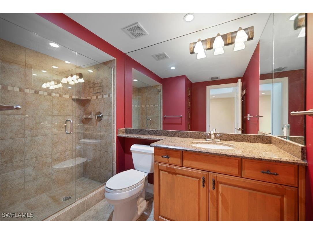 104 Clubhouse Drive #271 Naples FL 34105 225071338 image16