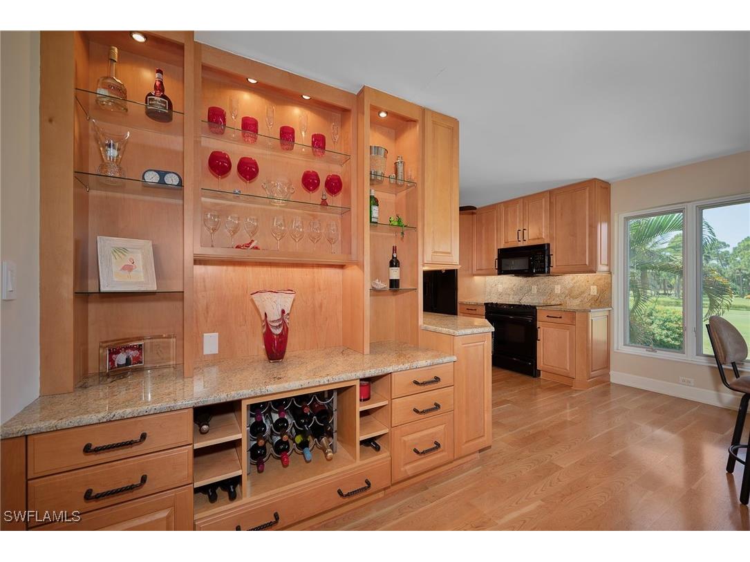 104 Clubhouse Drive #271 Naples FL 34105 225071338 image9