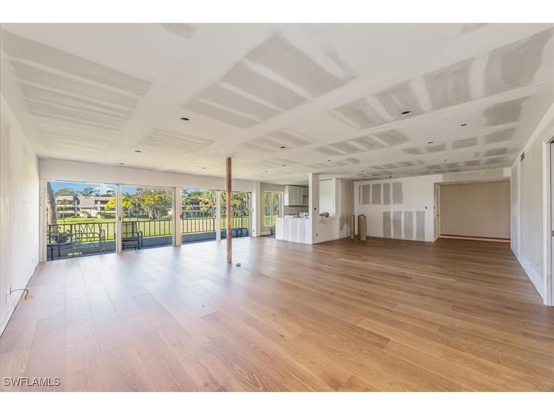 104 Clubhouse Drive #272 Naples FL 34105 225079994 image5