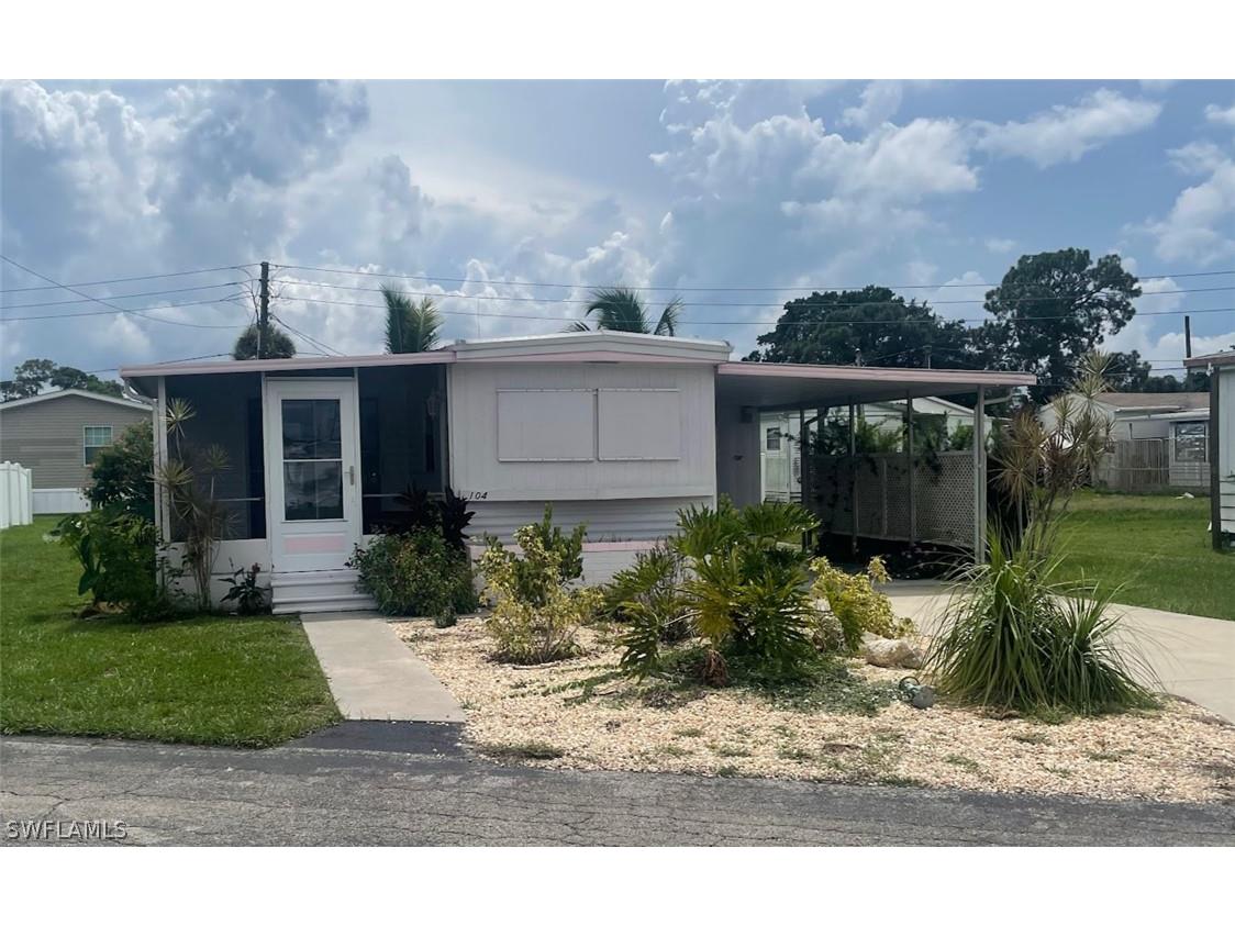 104 Coachlight Lane North Fort Myers FL 33917 224056174 image1
