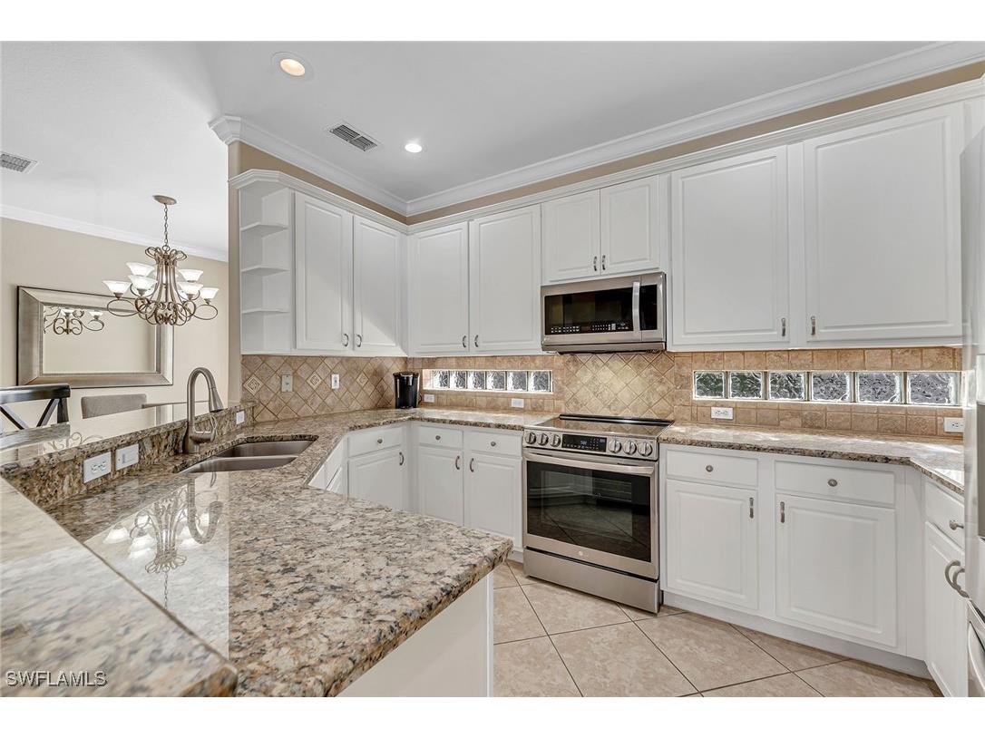 104 Glen Eagle Circle Naples FL 34104 226005362 image2