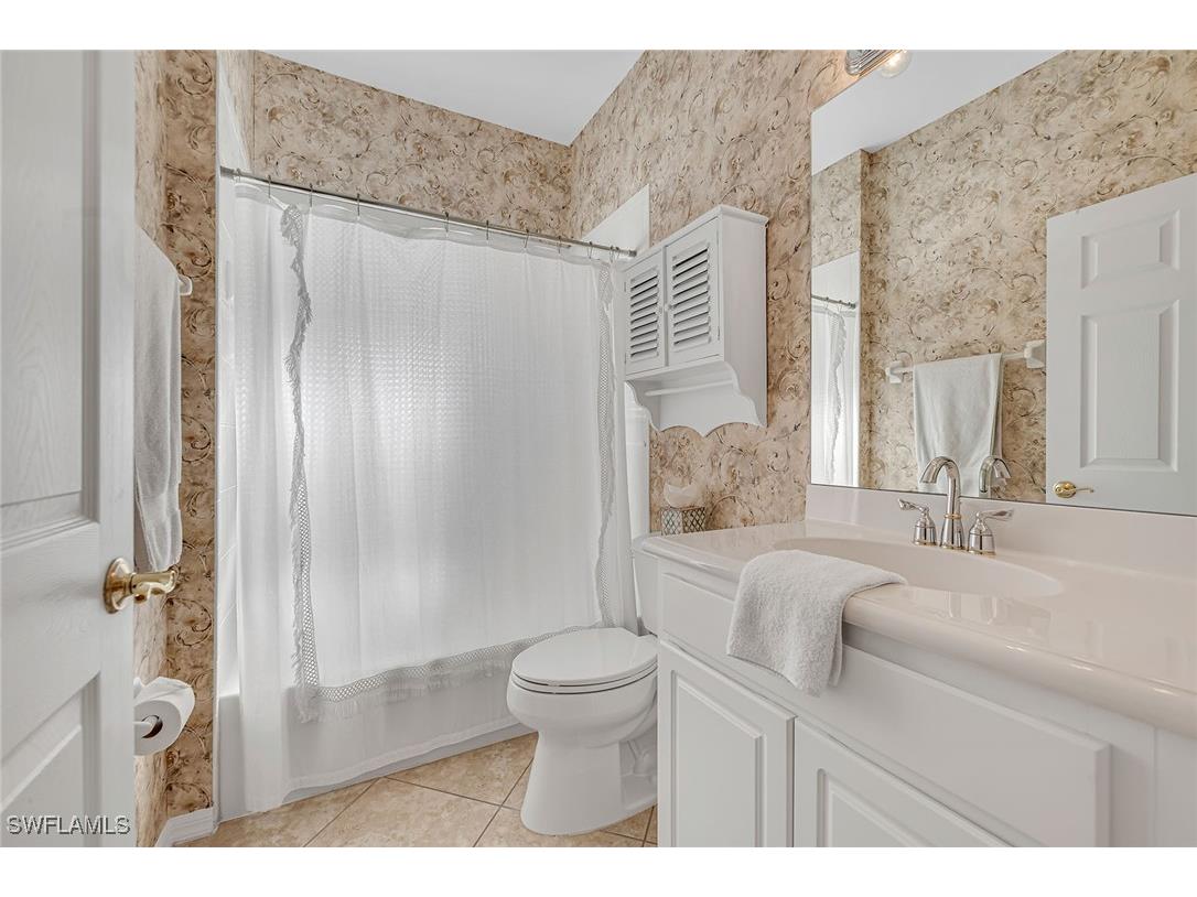 104 Glen Eagle Circle Naples FL 34104 226005362 image21