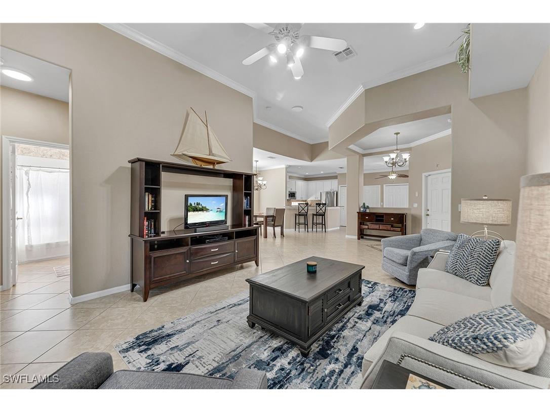 104 Glen Eagle Circle Naples FL 34104 226005362 image3