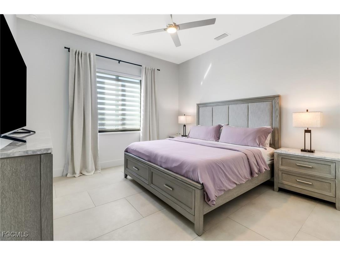 104 NE 6th Street Cape Coral FL 33909 2025000619 image29