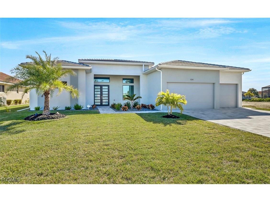 104 NE 6th Street Cape Coral FL 33909 2026002971 image1